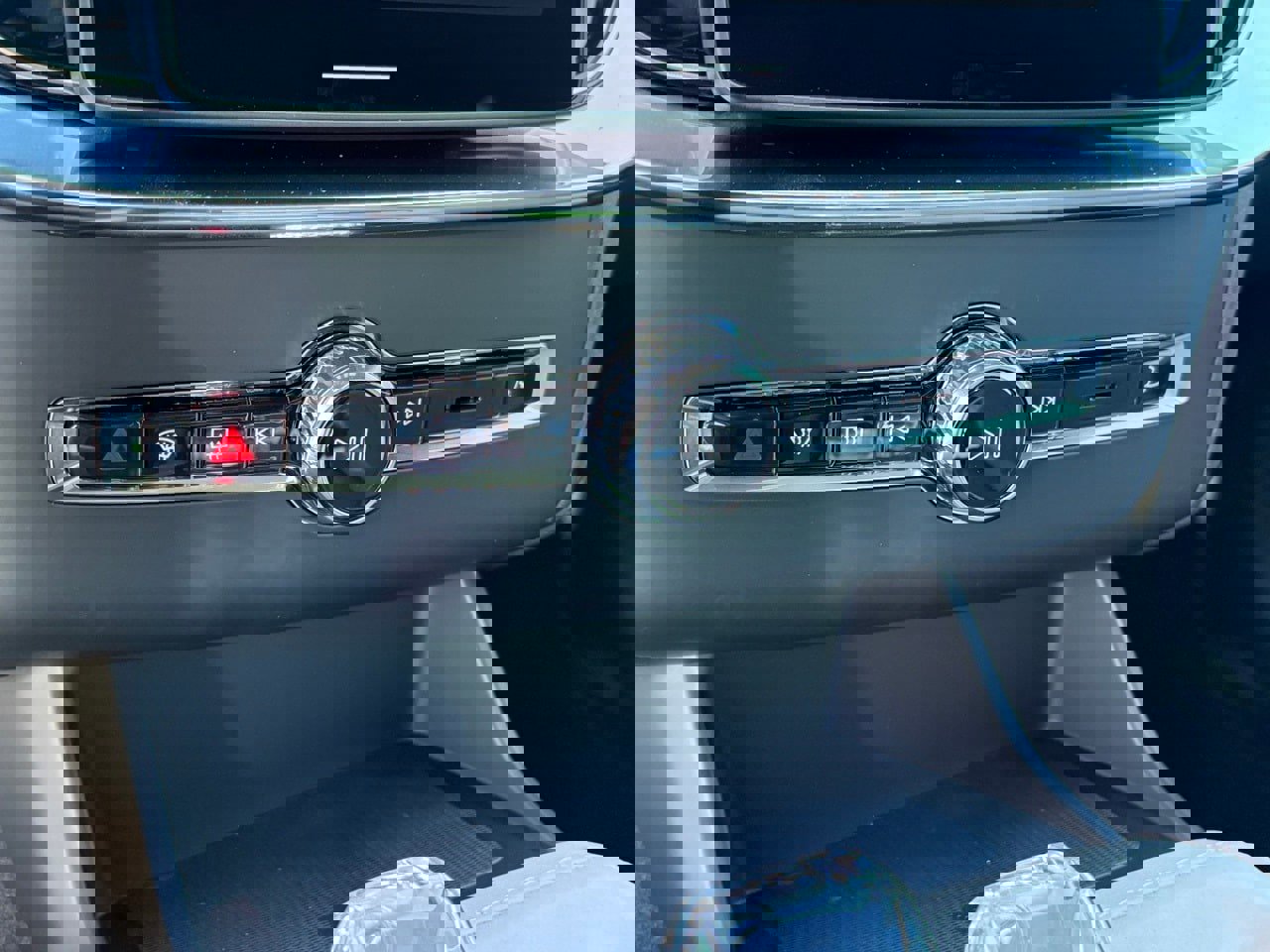 New 2026 Volvo XC90 B6 Plus image 22