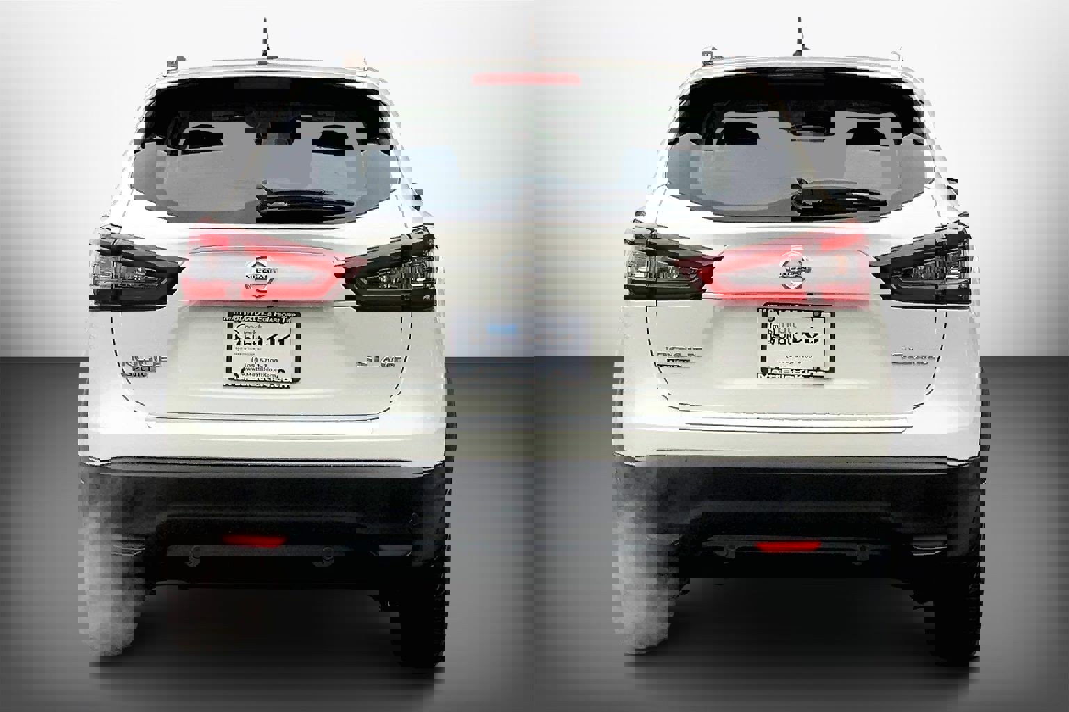 Used 2022 Nissan Rogue Sport SL image 6