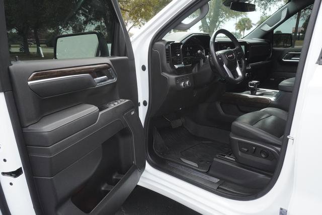 Used 2023 GMC Sierra 1500 Elevation w/ Elevation Premium Package image 13