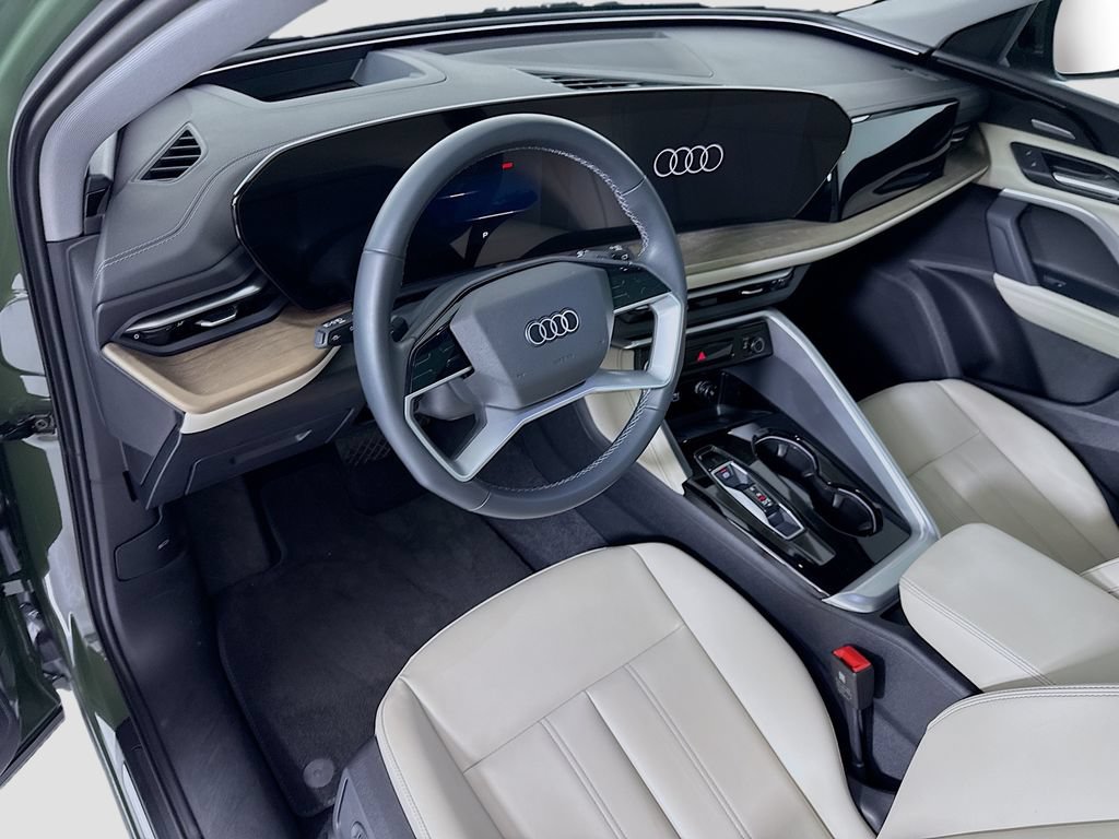 Used 2025 Audi Q5 Premium w/ Premium Plus AWD/4WD image 9