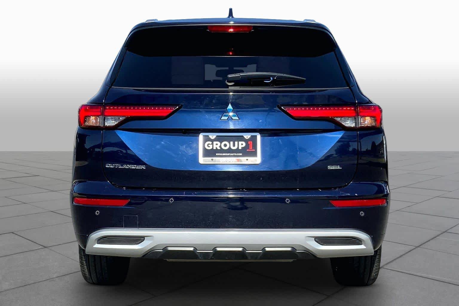 Used 2022 Mitsubishi Outlander SEL AWD/4WD image 5