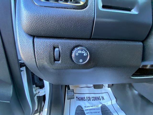 Used 2022 Chevrolet Colorado LT w/ Fleet Safety Package image 18