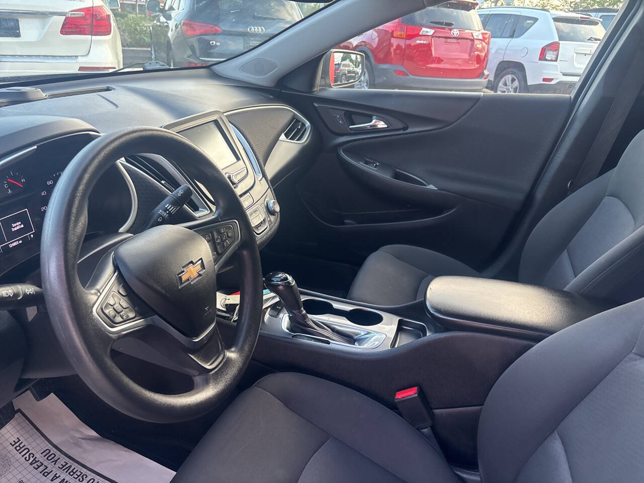 Used 2018 Chevrolet Malibu LS FWD image 12