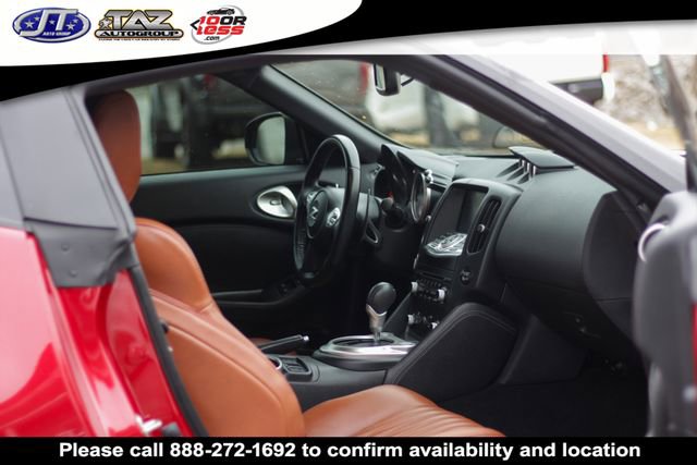 Used 2017 Nissan 370Z Touring image 12