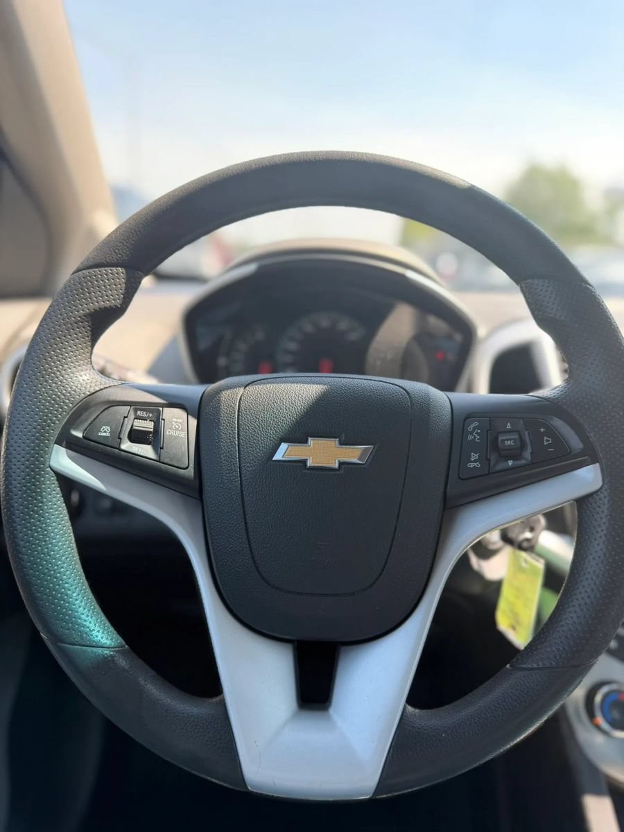 Used 2019 Chevrolet Sonic LT FWD image 19