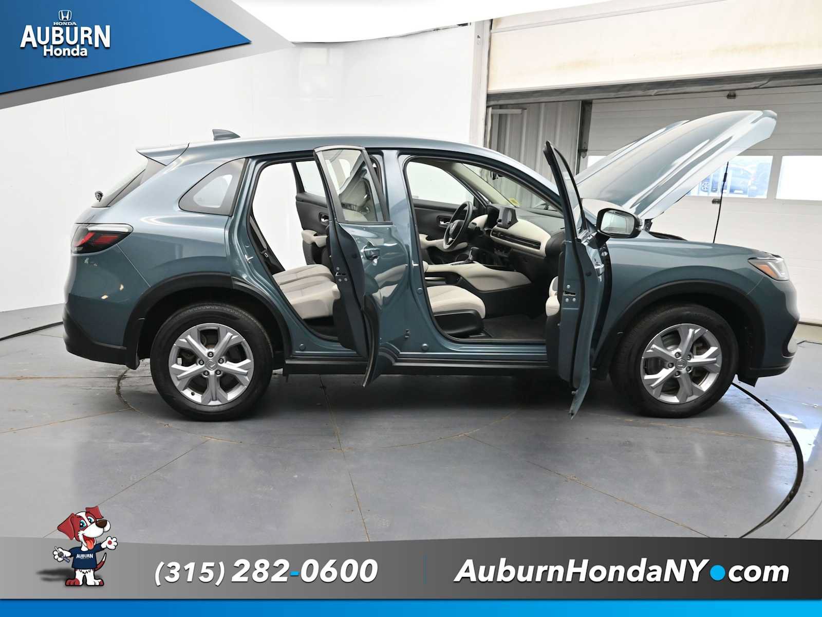 Used 2024 Honda HR-V LX image 41