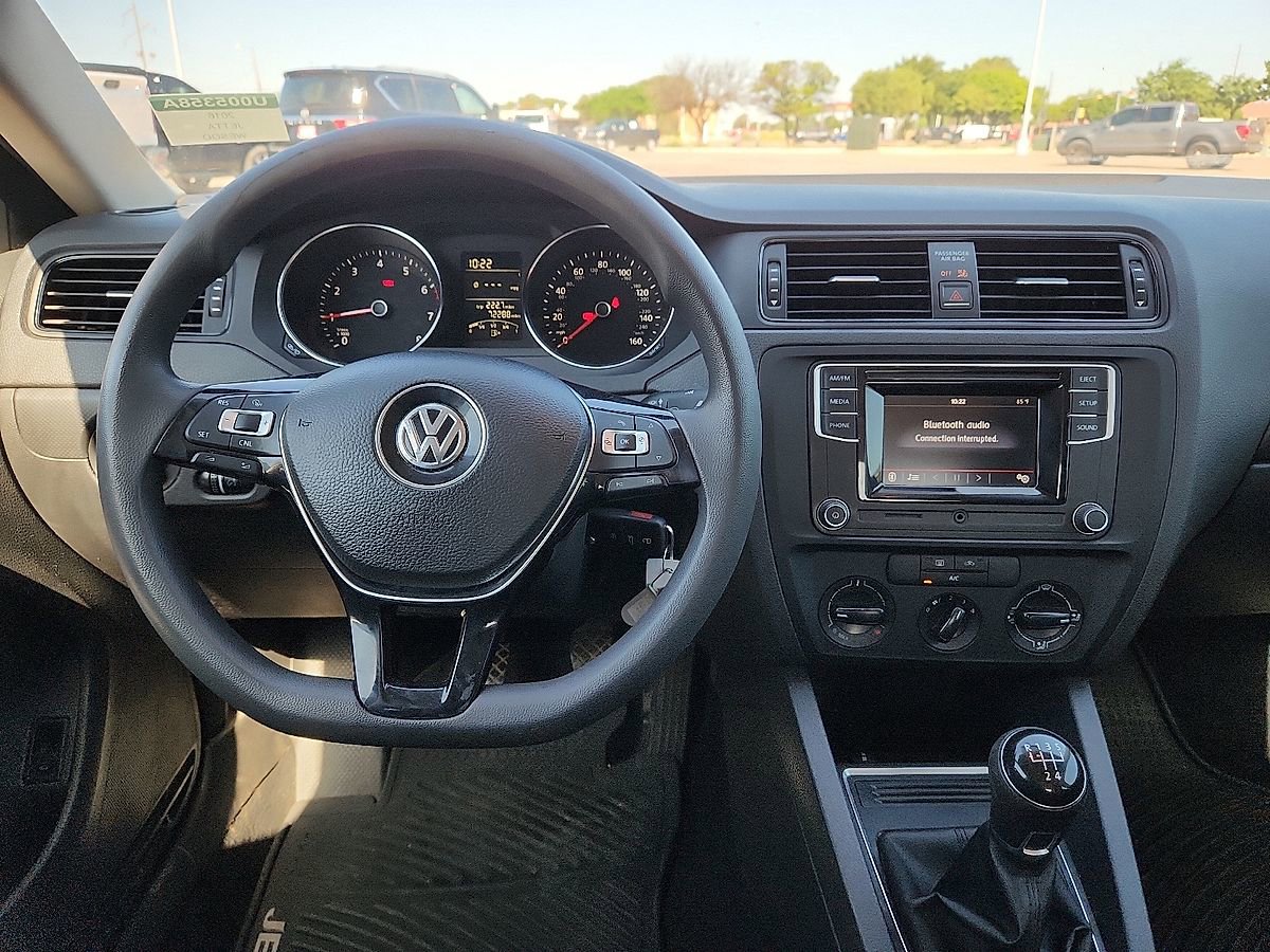 Used 2016 Volkswagen Jetta S FWD image 6