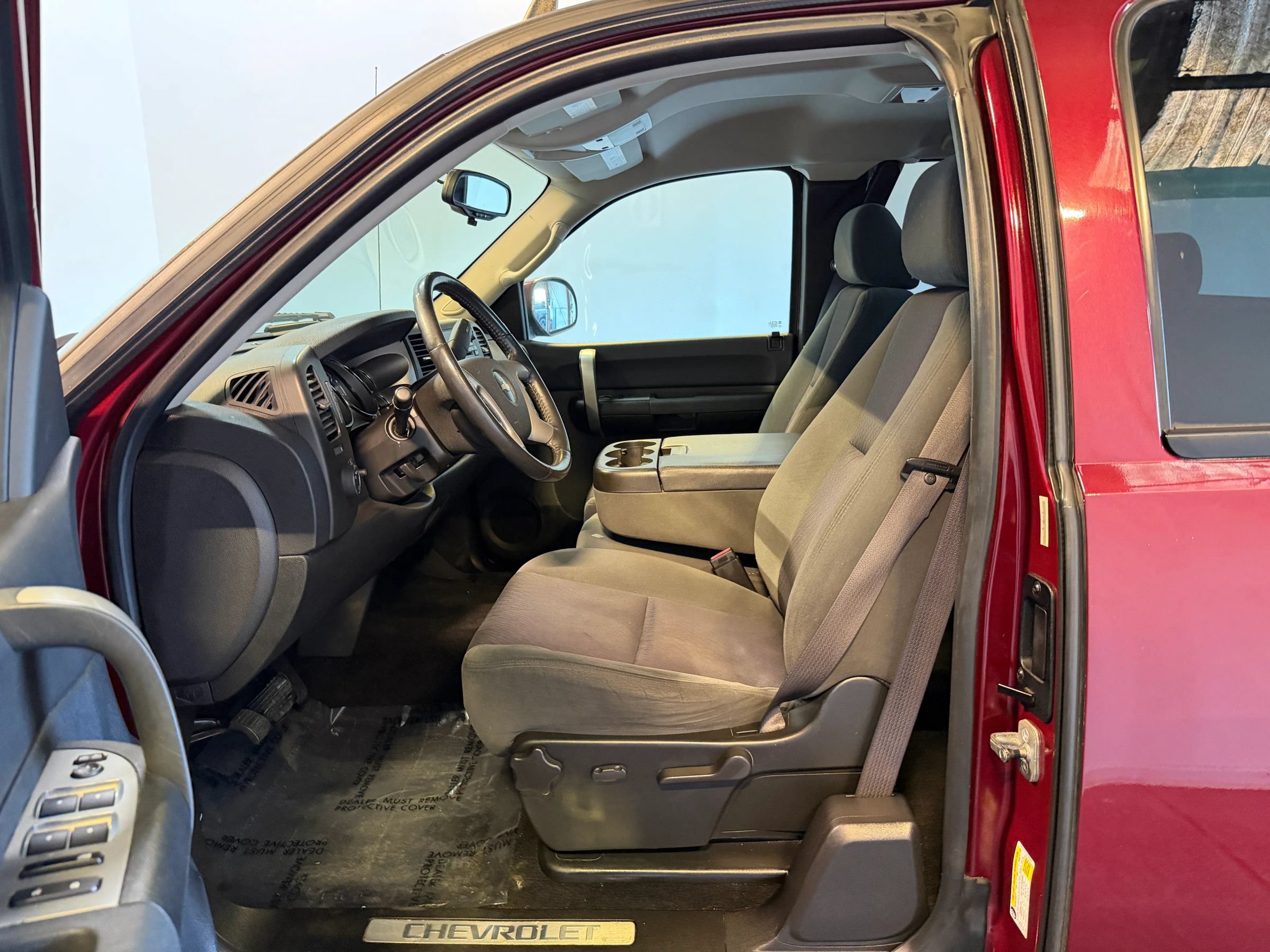 Used 2009 Chevrolet Silverado 1500 LT w/ Power Pack Plus AWD/4WD image 9