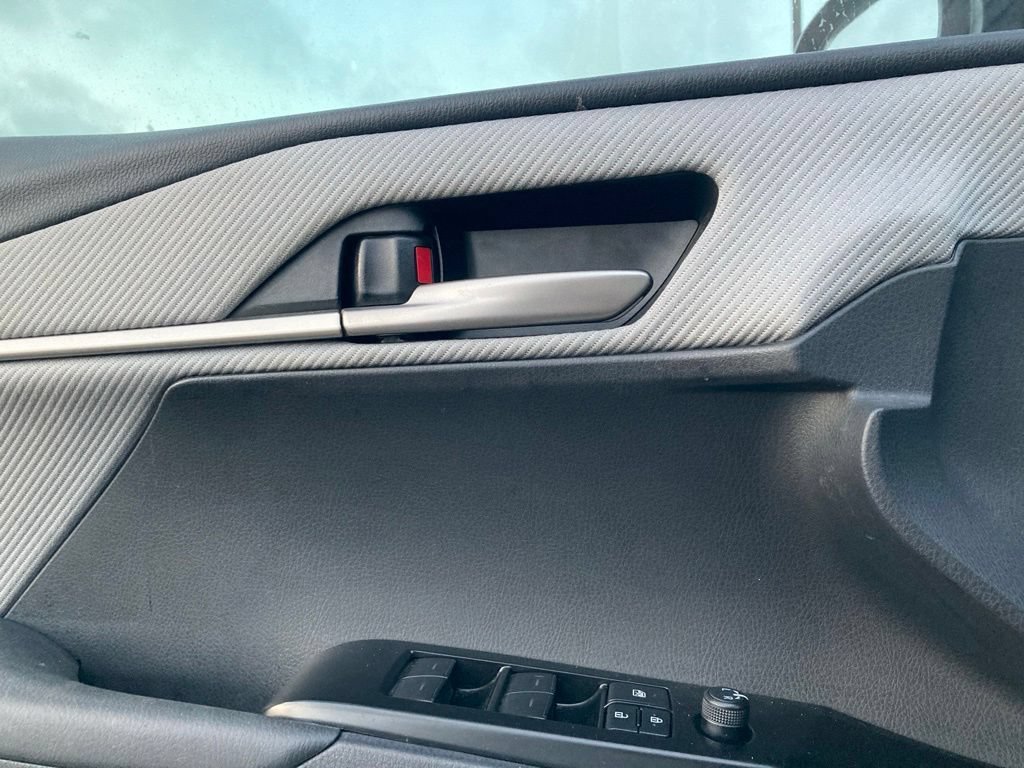 Certified 2025 Toyota Camry SE w/ Convenience Package FWD image 12