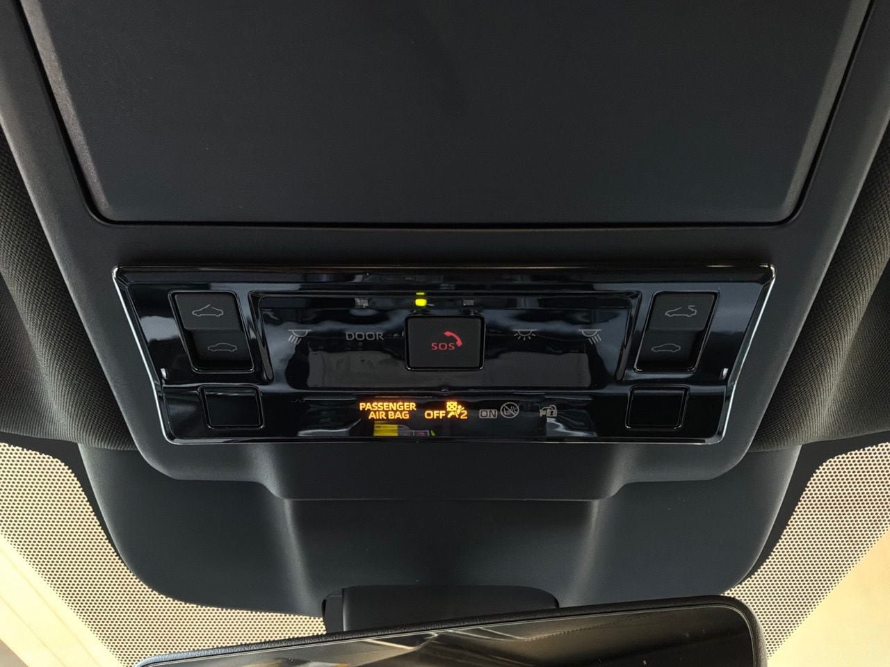 Used 2026 Toyota RAV4 XSE AWD/4WD image 18