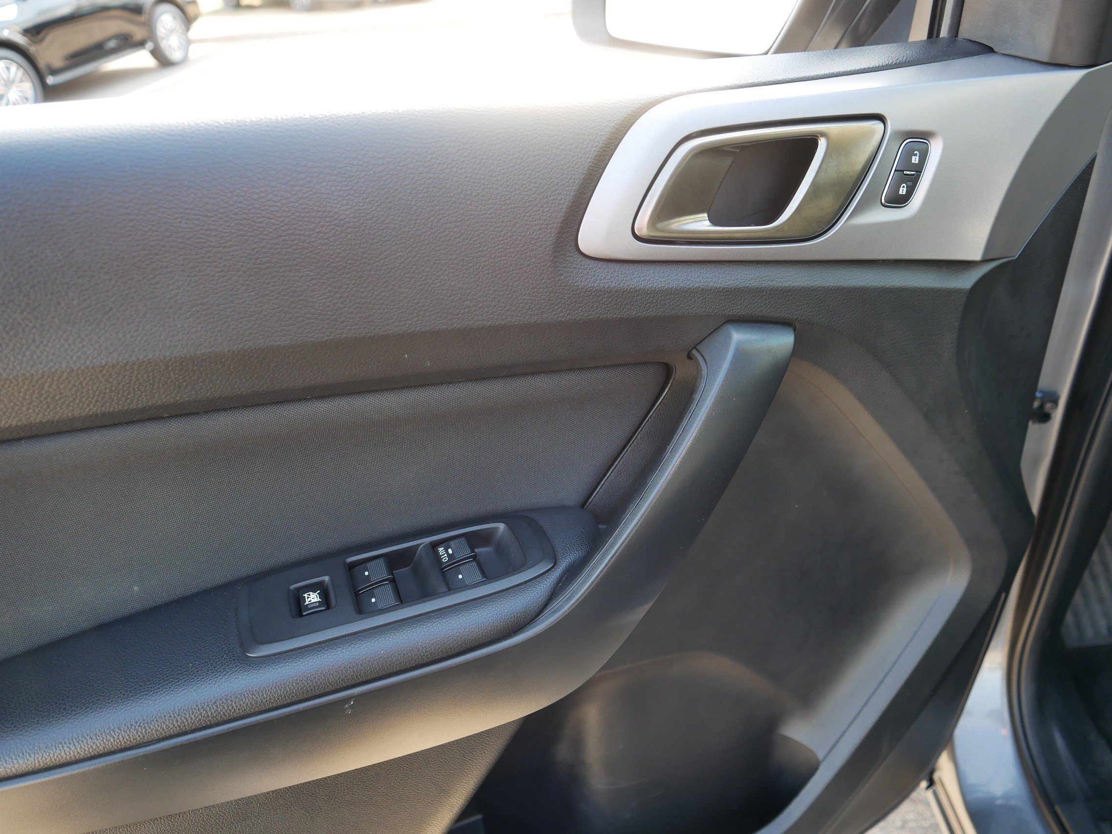 Used 2021 Ford Ranger XLT w/ Equipment Group 301A Mid image 19