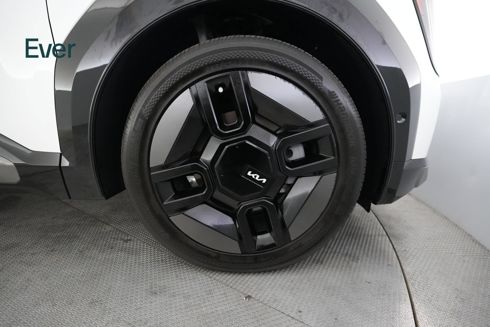 Used 2024 Kia EV9 GT-Line AWD/4WD image 20