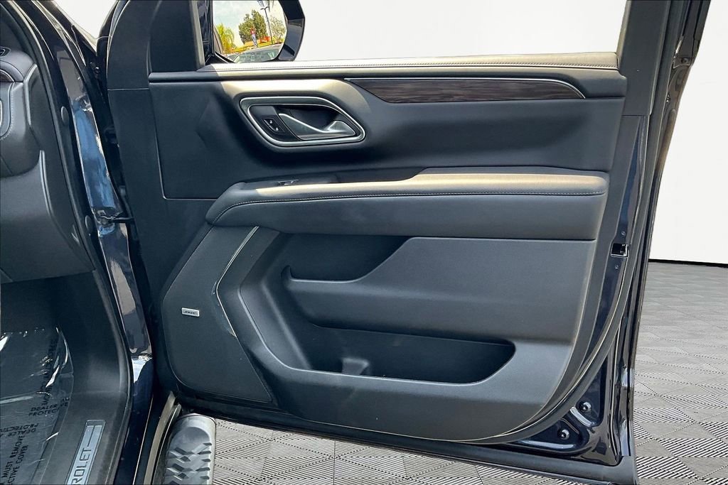 Used 2022 Chevrolet Tahoe Z71 w/ Luxury Package image 28