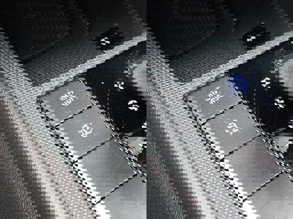 Certified 2025 Hyundai Elantra Sport image 24