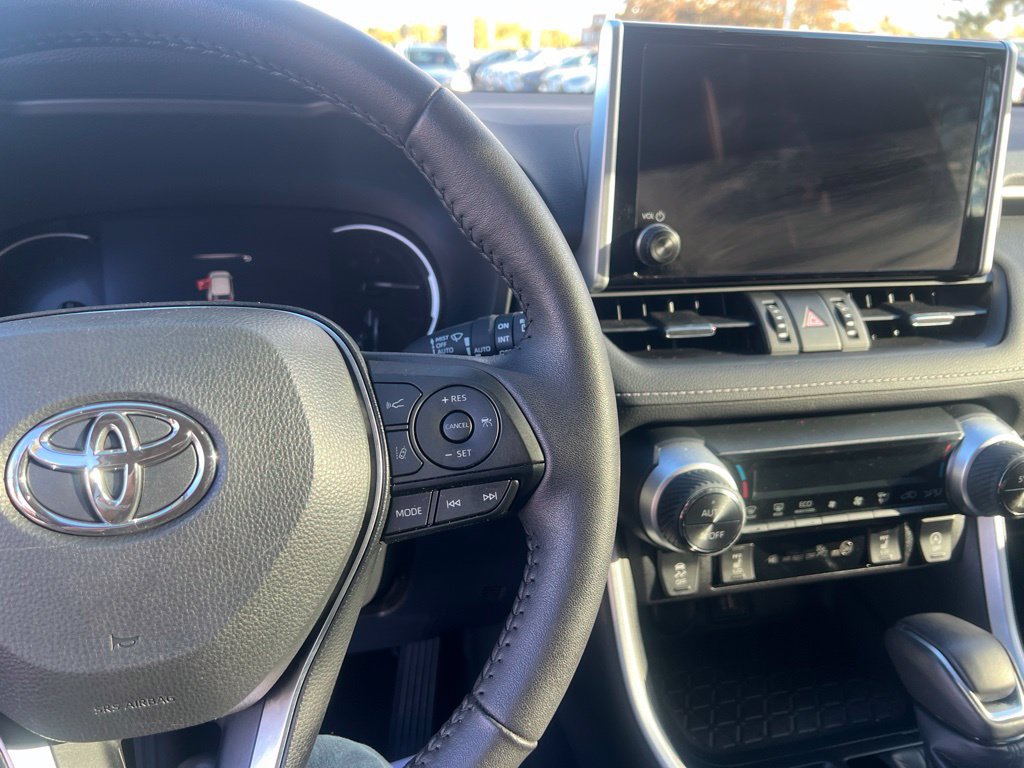 Used 2025 Toyota RAV4 XLE Premium w/ Weather Package AWD/4WD image 28