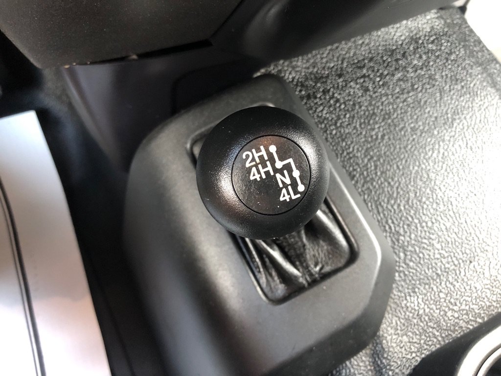 Used 2017 Ford F250 XL w/ Power Equipment Group AWD/4WD image 32