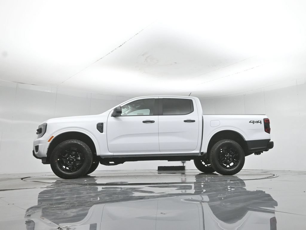 New 2026 Ford Ranger XLT w/ Black Appearance Package AWD/4WD image 7
