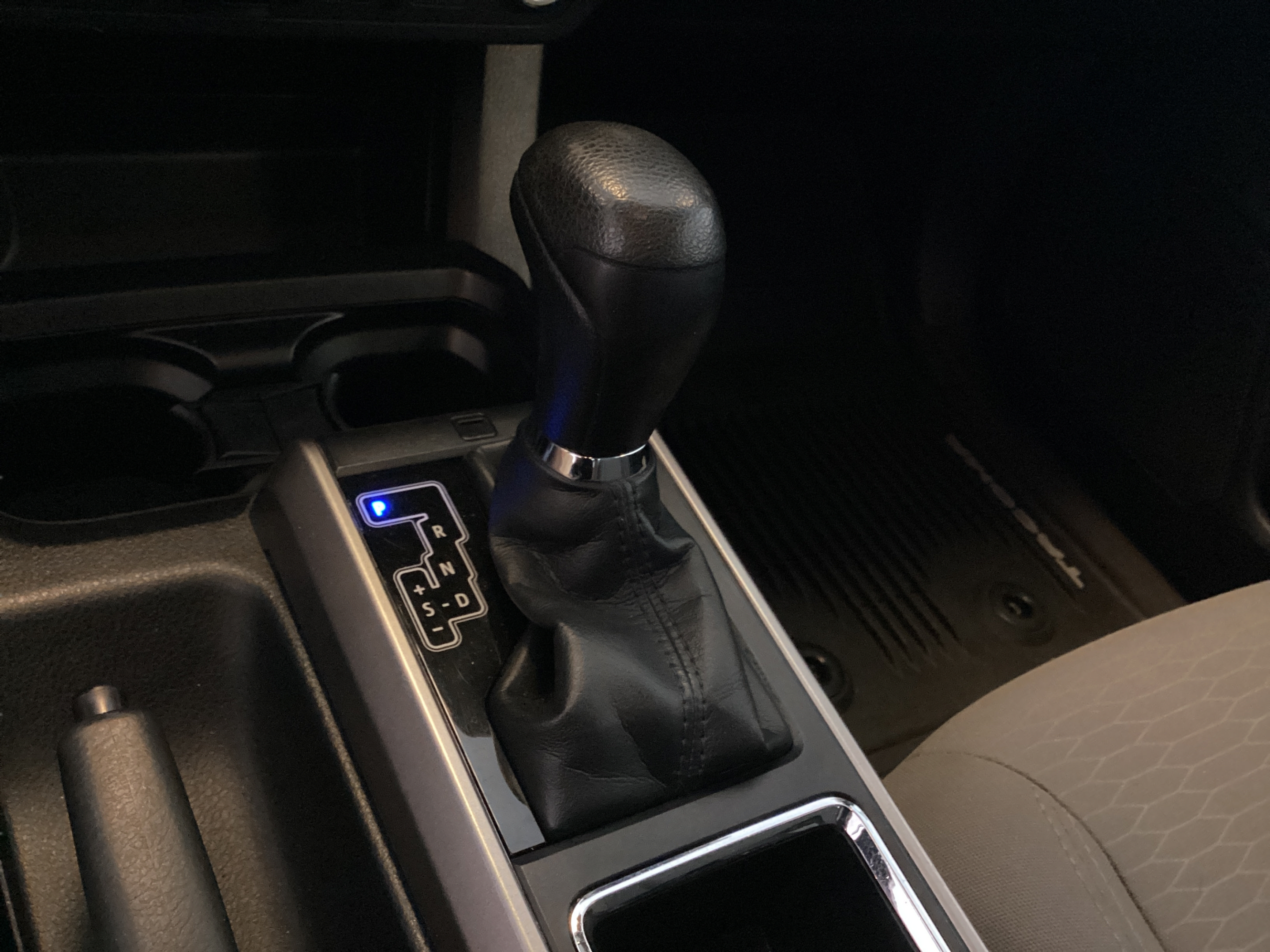 Used 2019 Toyota Tacoma SR5 AWD/4WD image 21