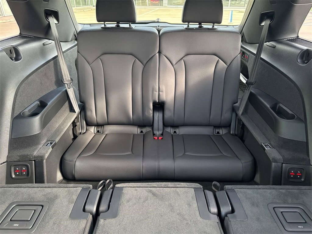 New 2025 Audi Q7 3.0T Premium Plus image 19