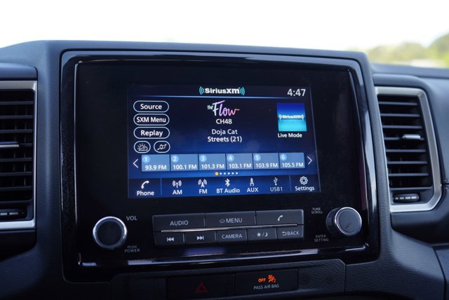 Used 2023 Nissan Frontier SV w/ SV Convenience Package AWD/4WD image 16