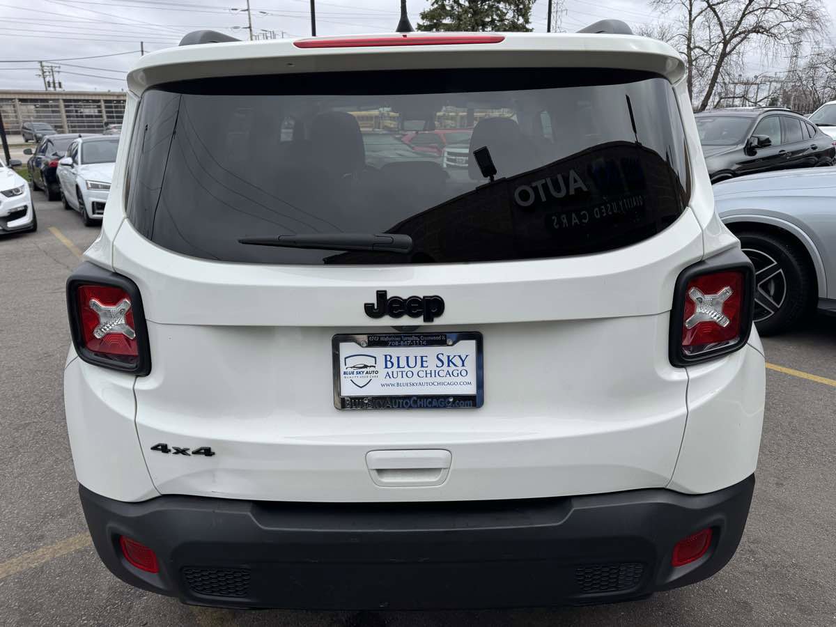Used 2020 Jeep Renegade Altitude AWD/4WD image 6