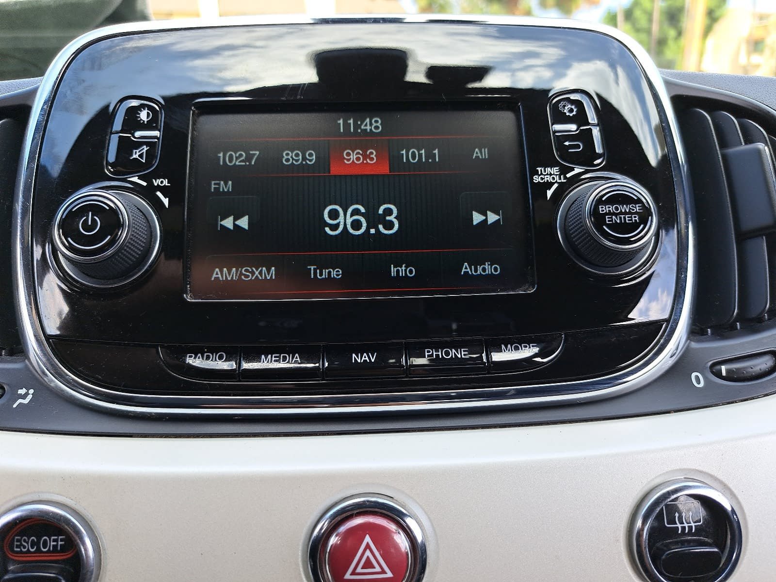 Used 2018 FIAT 500 e w/ Esport Package FWD image 20