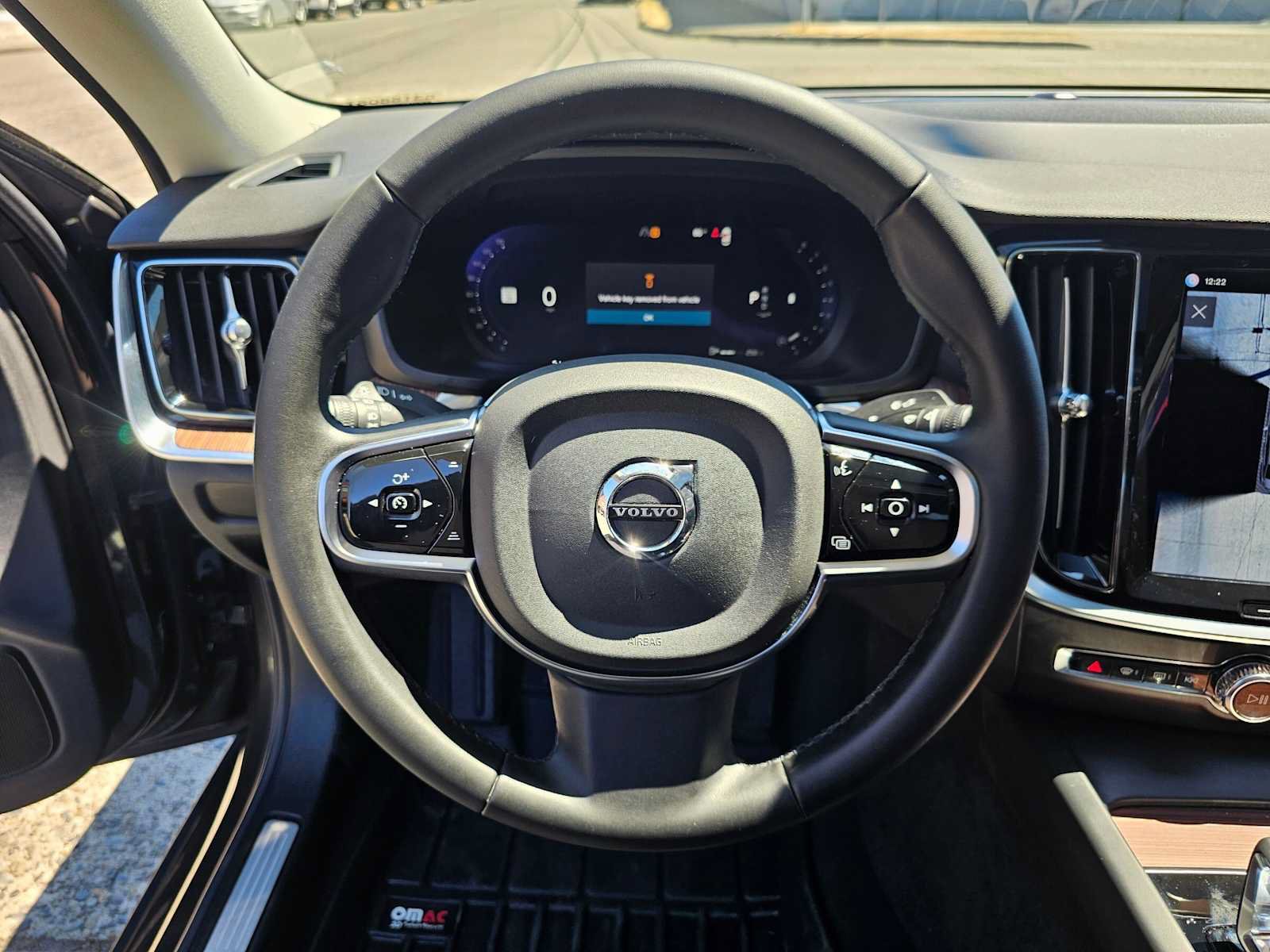 Certified 2024 Volvo S60 B5 Plus AWD/4WD image 25