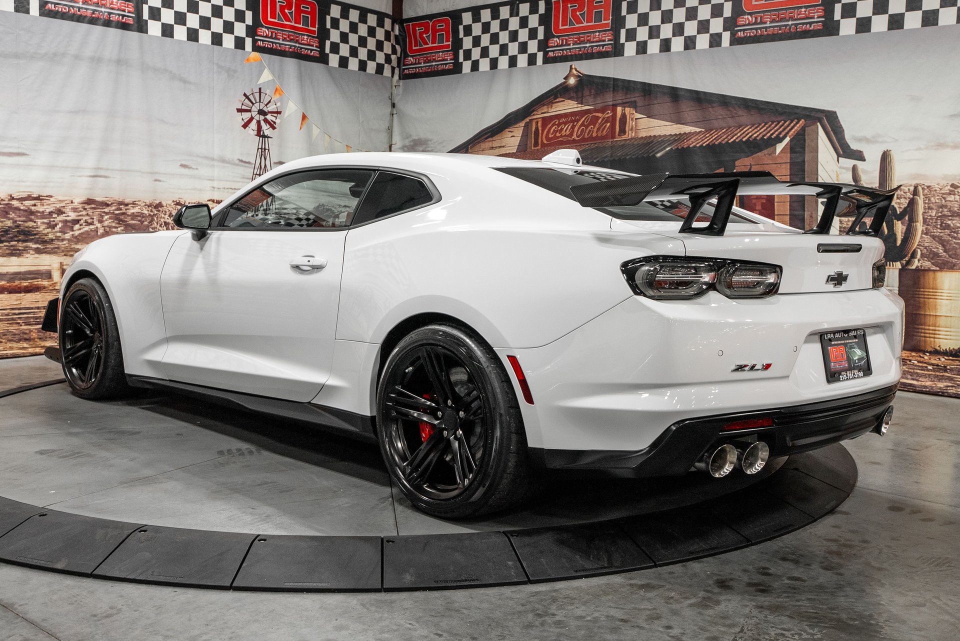 Used 2024 Chevrolet Camaro ZL1 RWD image 5