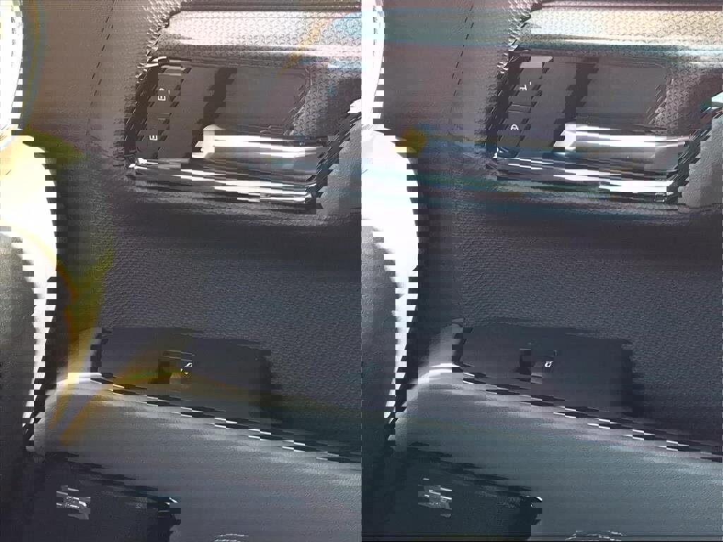 Used 2023 Chevrolet Silverado 1500 ZR2 w/ Technology Package image 28