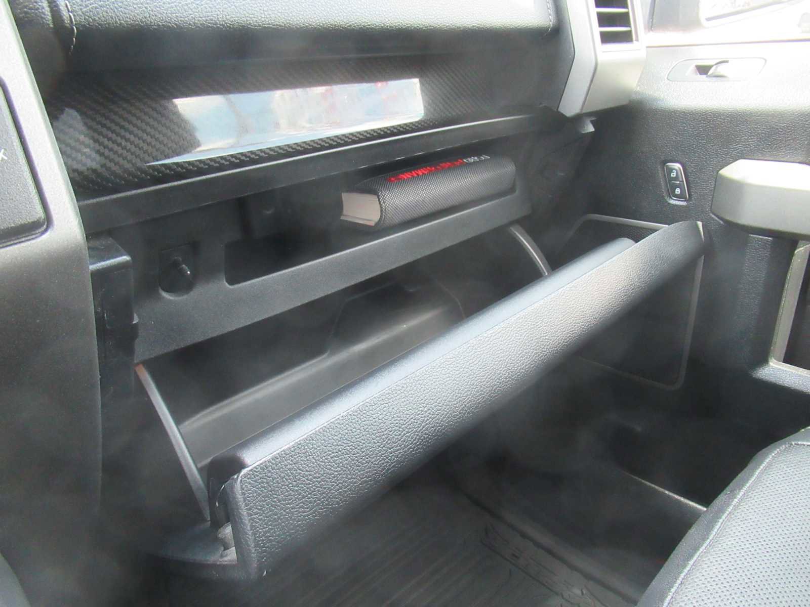 Used 2018 Ford F150 Raptor w/ Equipment Group 802A Luxury image 38