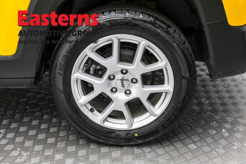 Used 2023 Jeep Renegade Latitude image 8