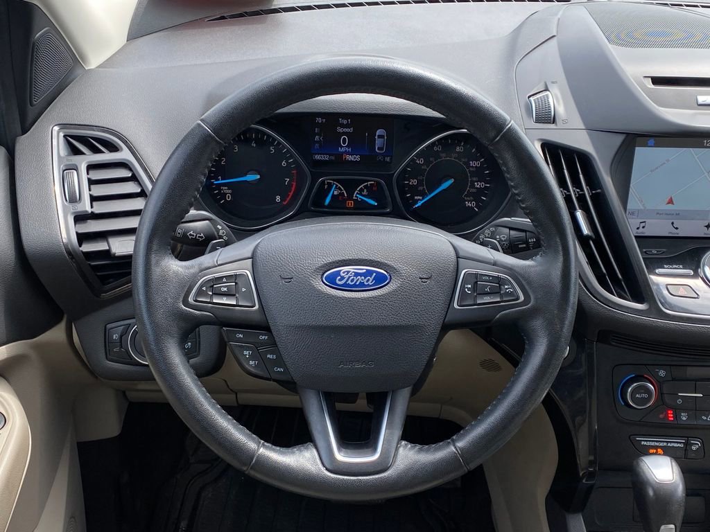 Used 2017 Ford Escape Titanium w/ Canadian Touring Package AWD/4WD image 19