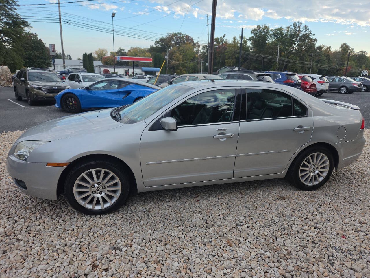 Used 2009 Mercury Milan Premier AWD/4WD image 4