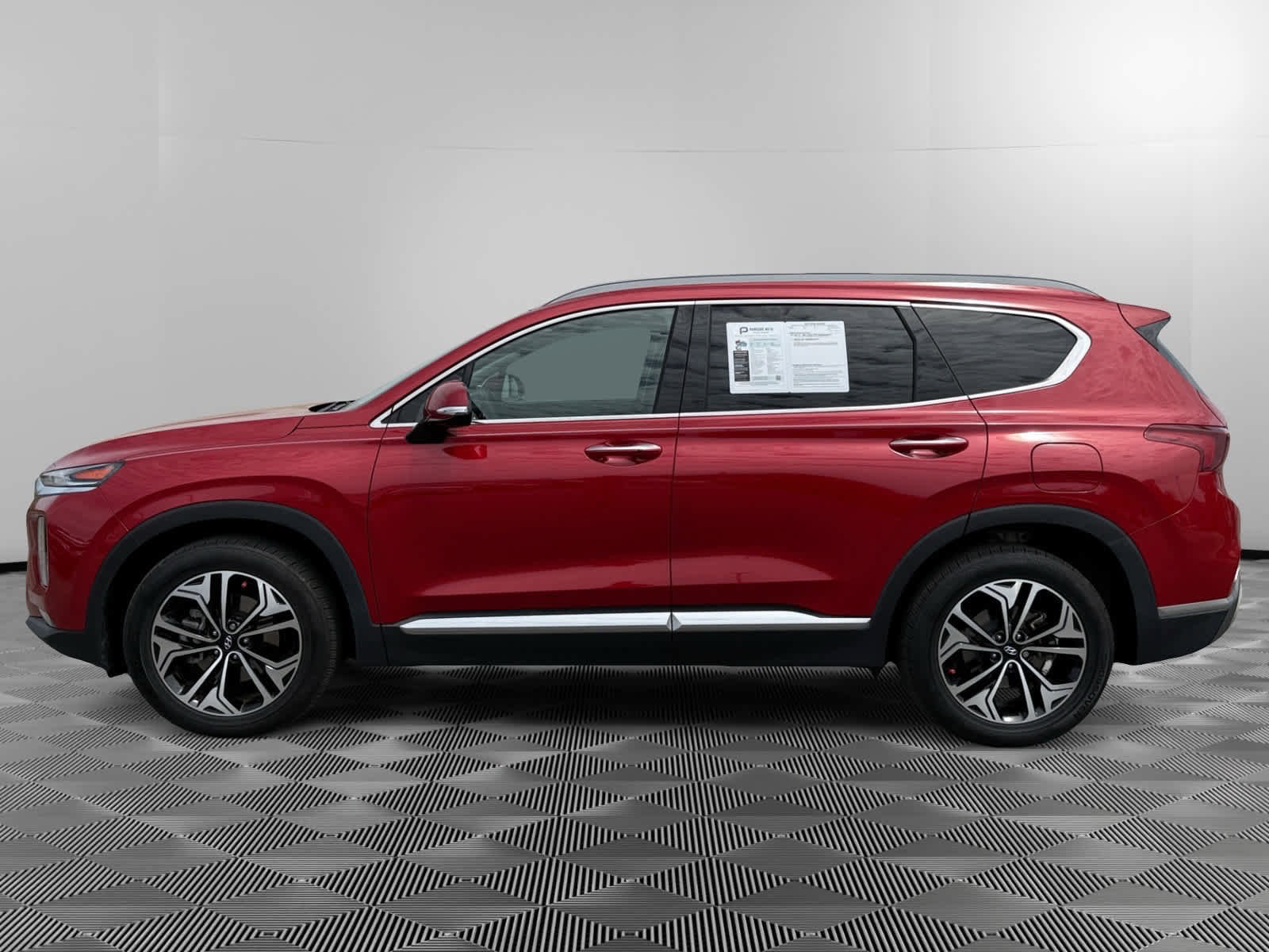 Used 2019 Hyundai Santa Fe FWD image 2