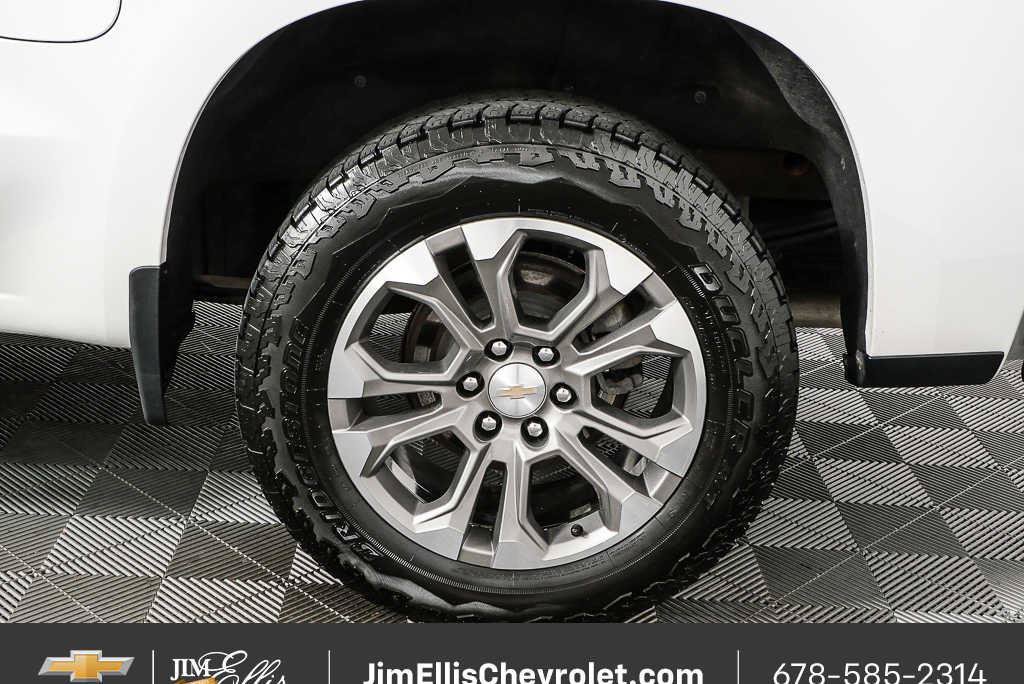 Certified 2024 Chevrolet Silverado 1500 High Country w/ Technology Package AWD/4WD image 36