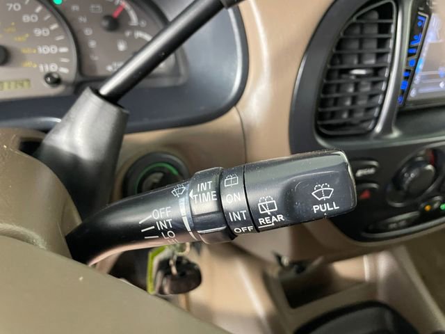 Used 2003 Toyota Sequoia SR5 RWD image 9