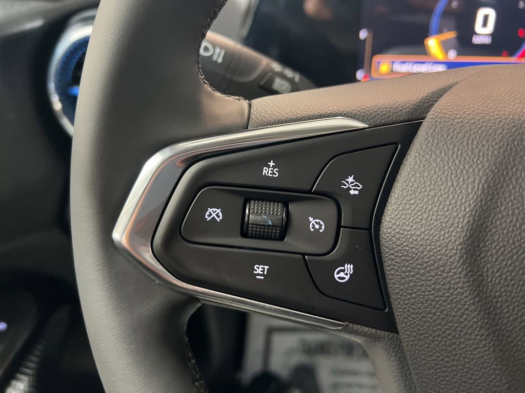 New 2026 Chevrolet Trax LT w/ Sunroof Package image 16