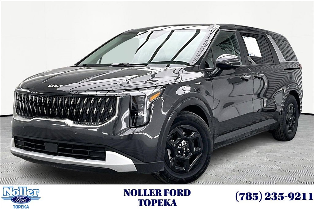 Used 2025 Kia Carnival