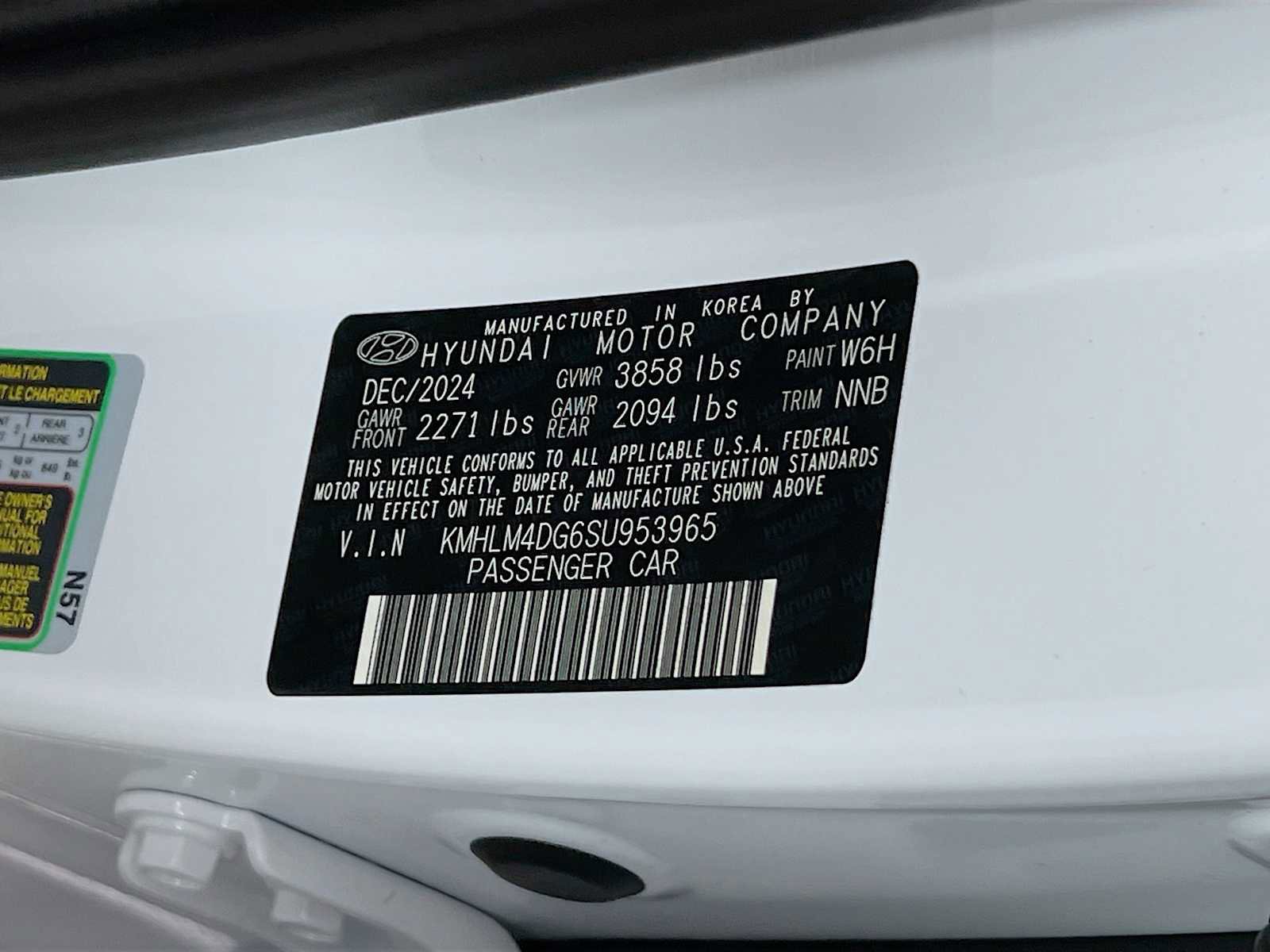 Certified 2025 Hyundai Elantra Sport image 30