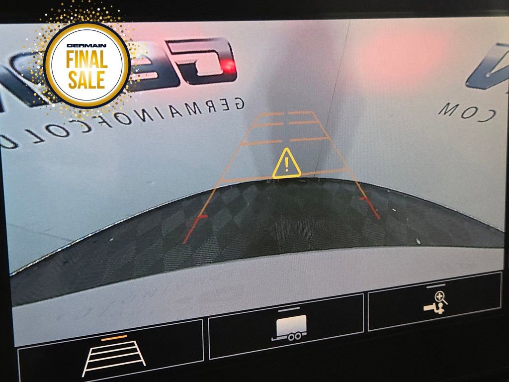 Used 2020 Chevrolet Traverse LT image 24