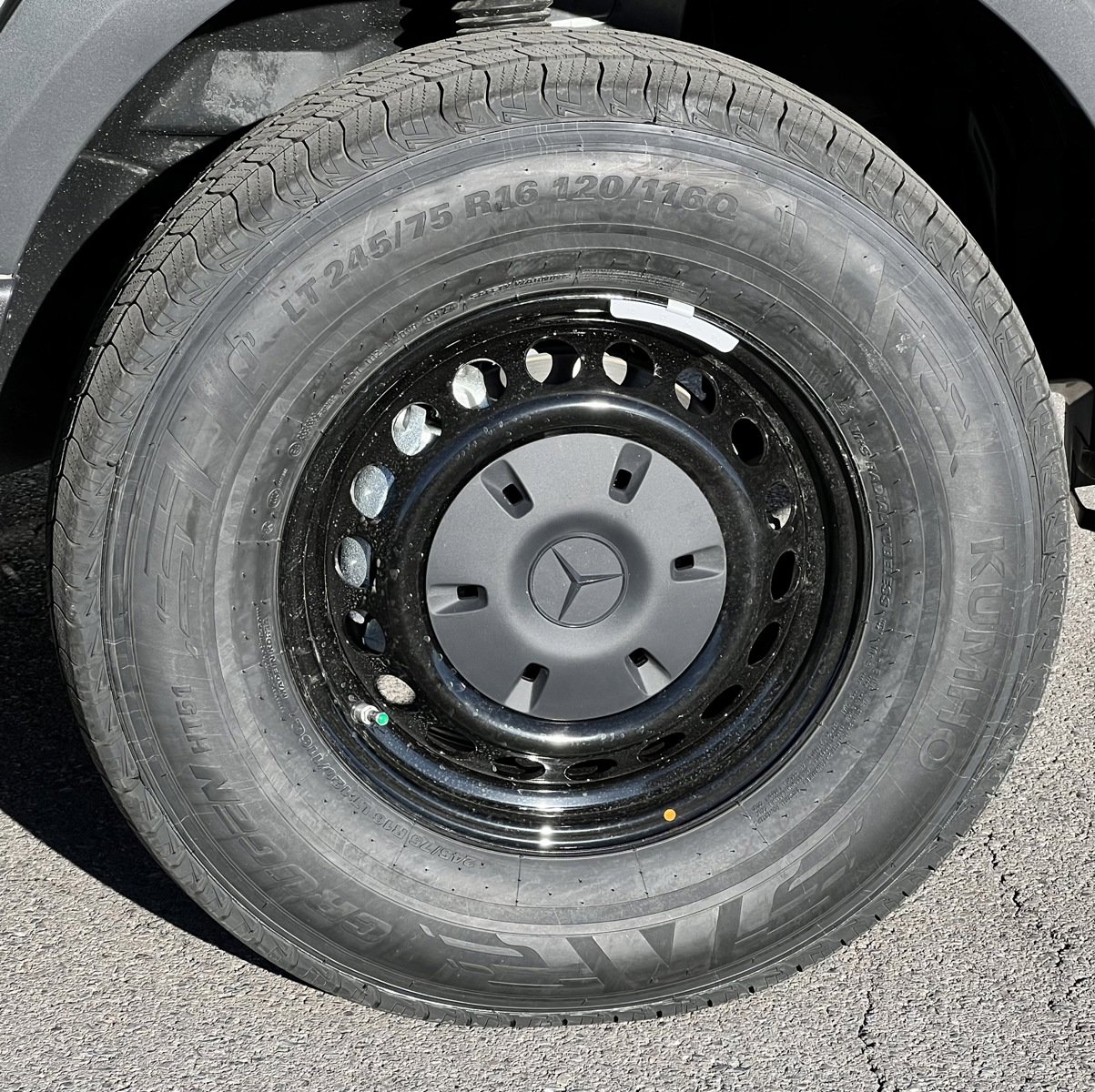 New 2025 Mercedes-Benz Sprinter 2500 image 16