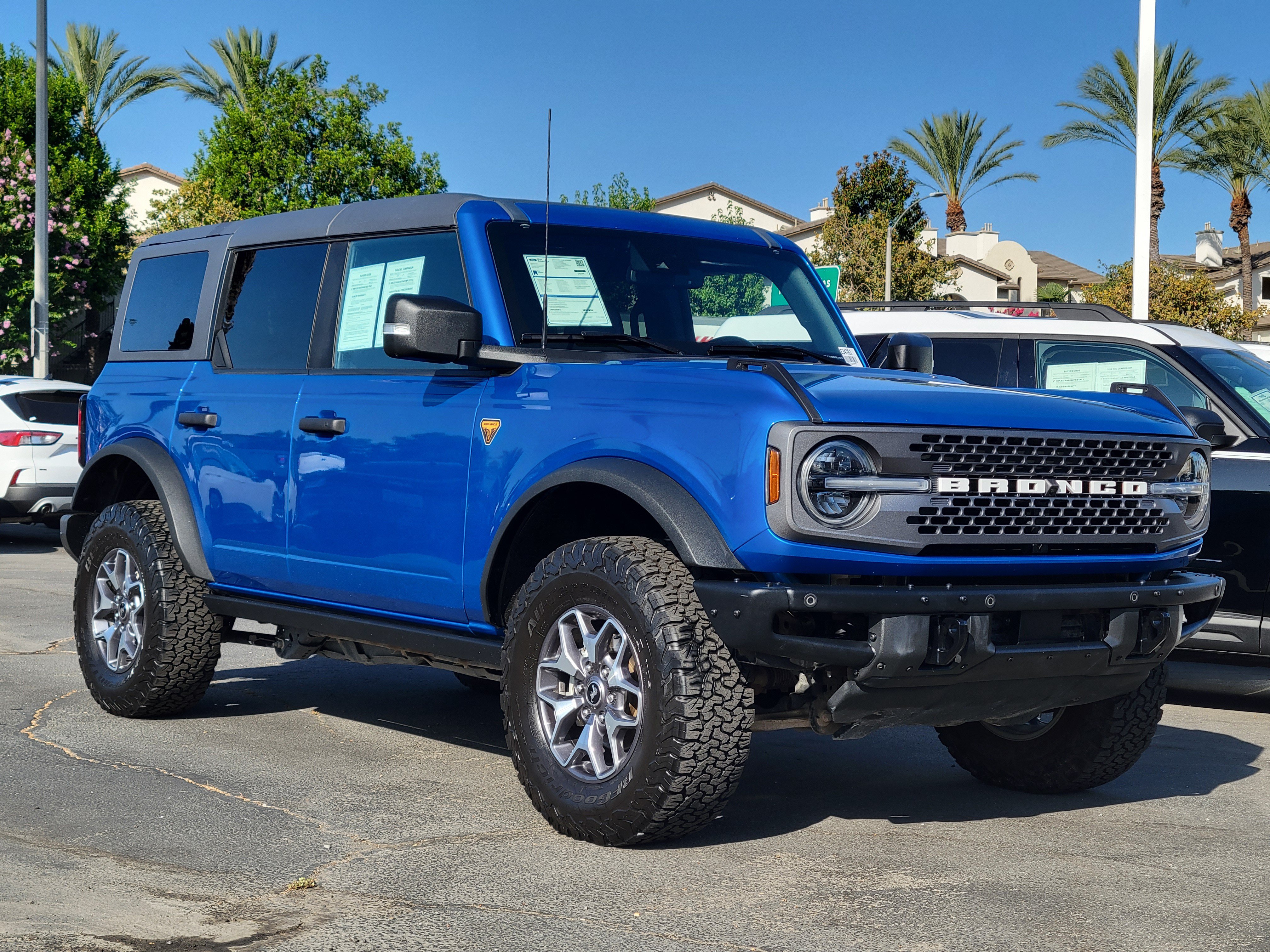 Certified 2024 Ford Bronco Badlands AWD/4WD image 1