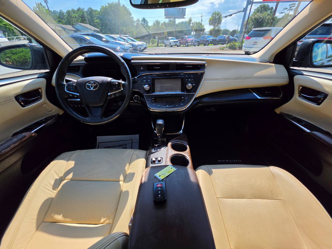 Used 2017 Toyota Avalon Limited FWD image 14