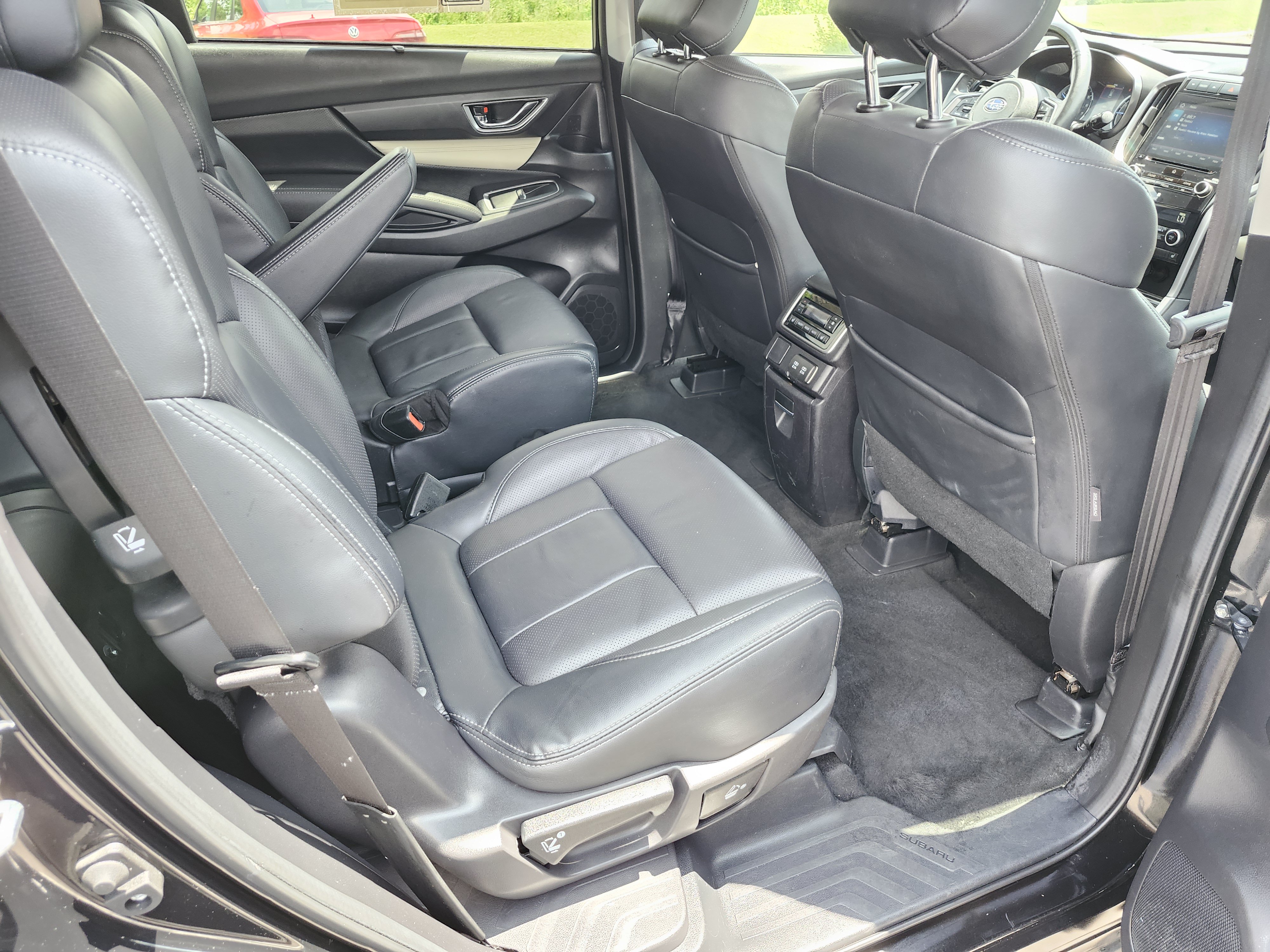 Used 2022 Subaru Ascent Limited AWD/4WD image 21