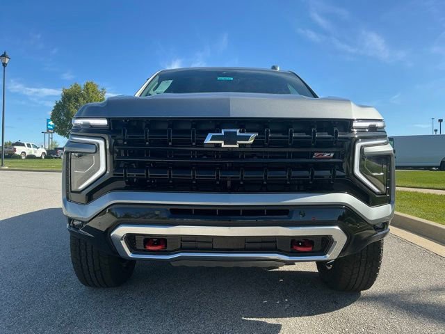 New 2026 Chevrolet Suburban Z71 w/ Z71 Off-Road Package AWD/4WD image 8