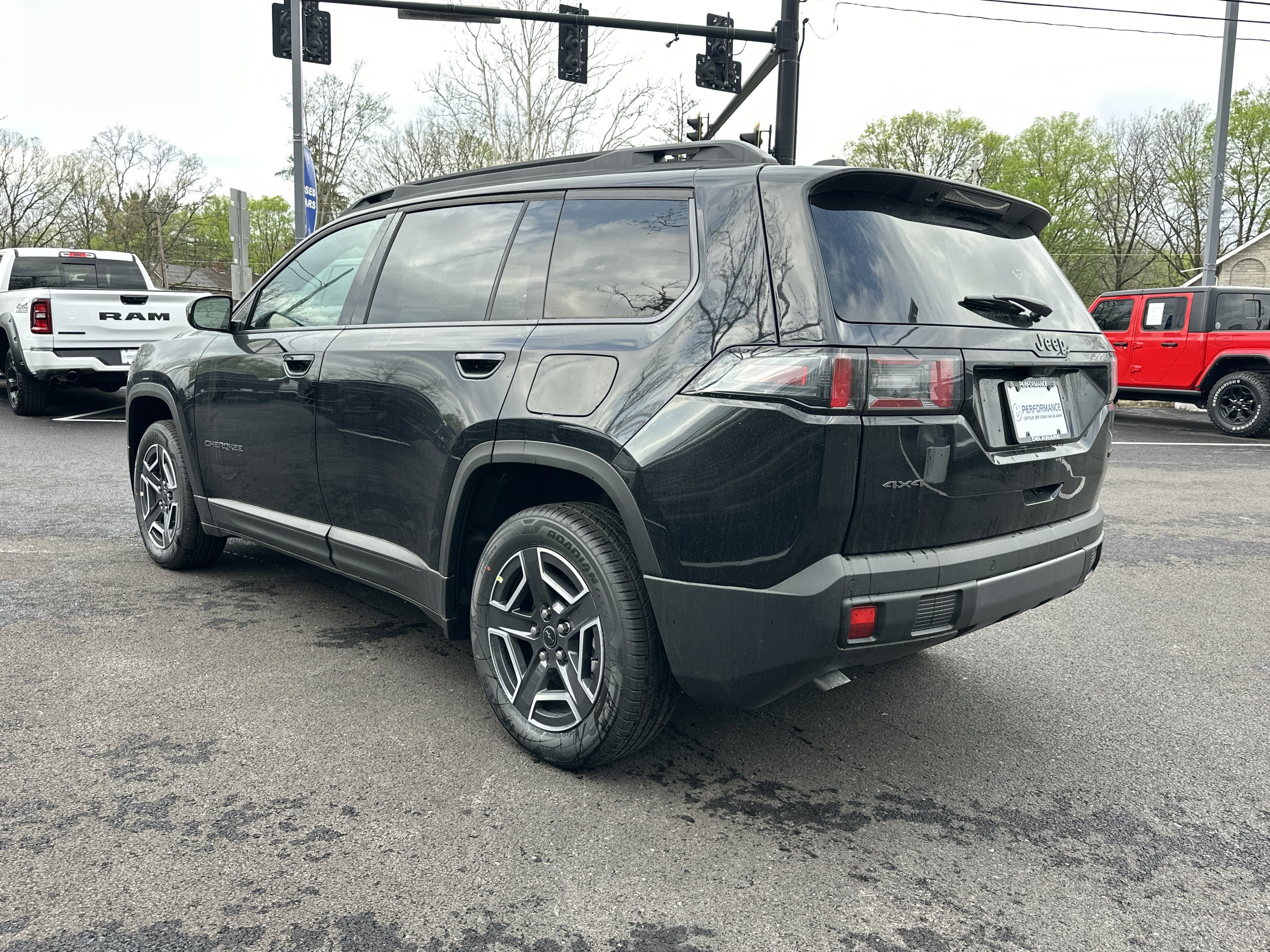 New 2026 Jeep Cherokee Laredo AWD/4WD image 24