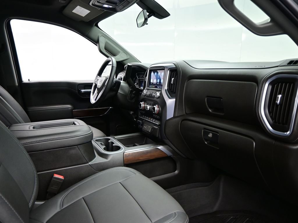 Used 2022 GMC Sierra 1500 SLT w/ SLT Premium Package AWD/4WD image 10