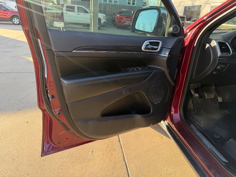 Used 2020 Jeep Grand Cherokee Limited image 9