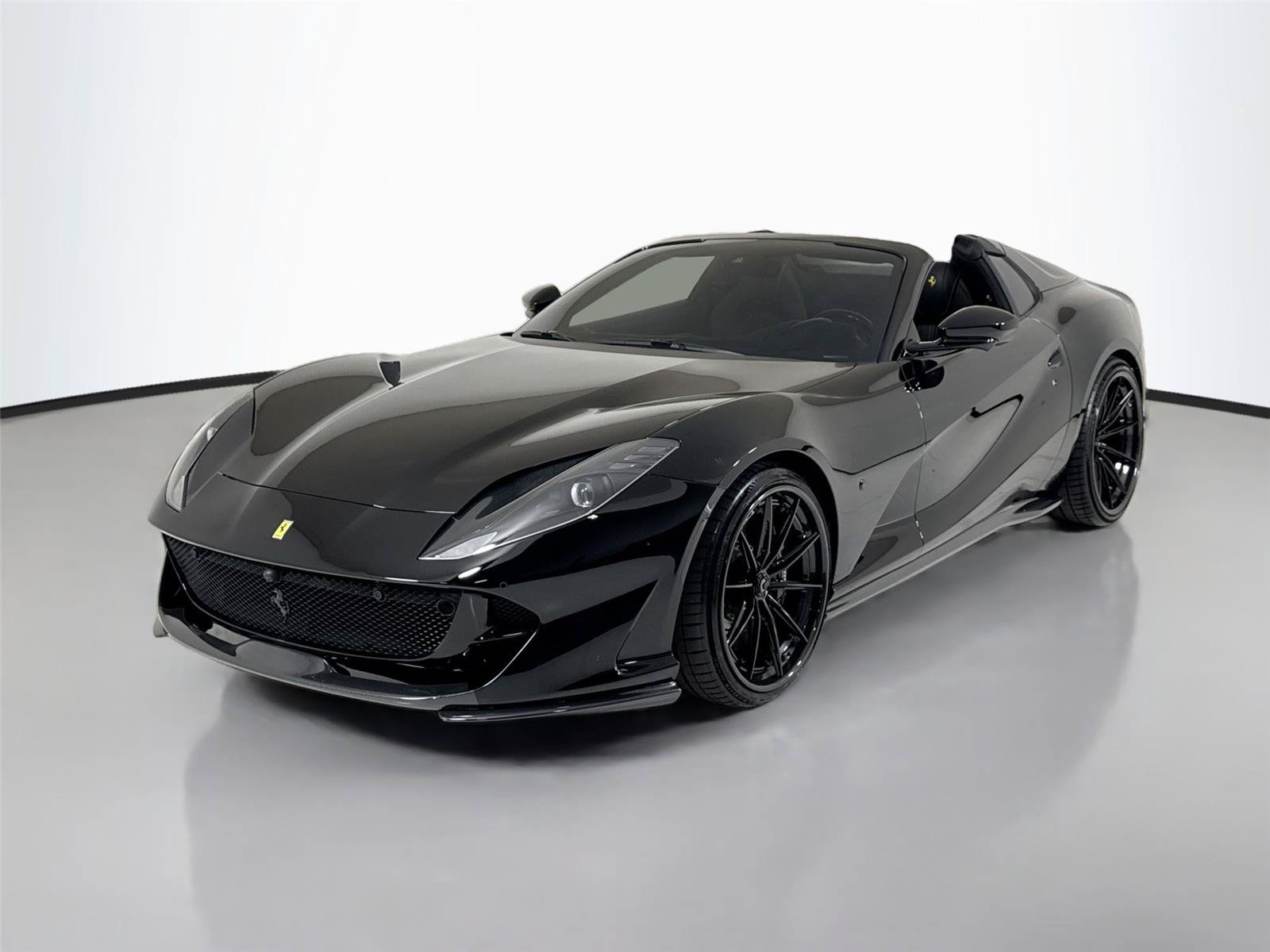 Used 2021 Ferrari 812 GTS RWD image 10