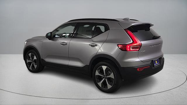 Certified 2026 Volvo XC40 B5 Plus w/ Climate Package AWD/4WD image 6